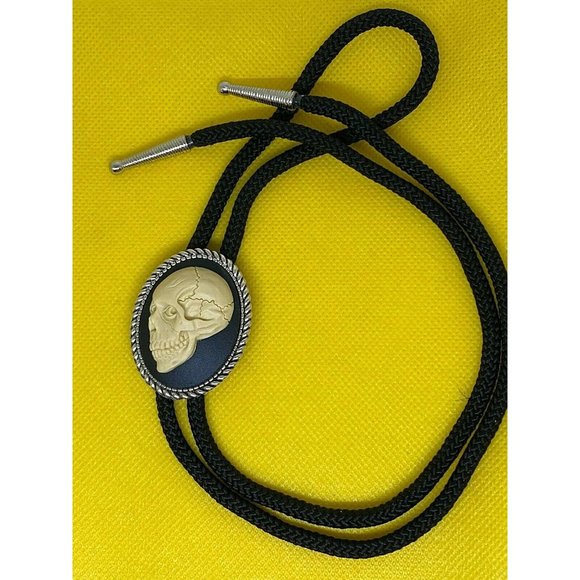 Mens womens Southwest western Sugar Skull Cameo Pendant Bolo Necklace Lariat Tie - Picture 2 of 8